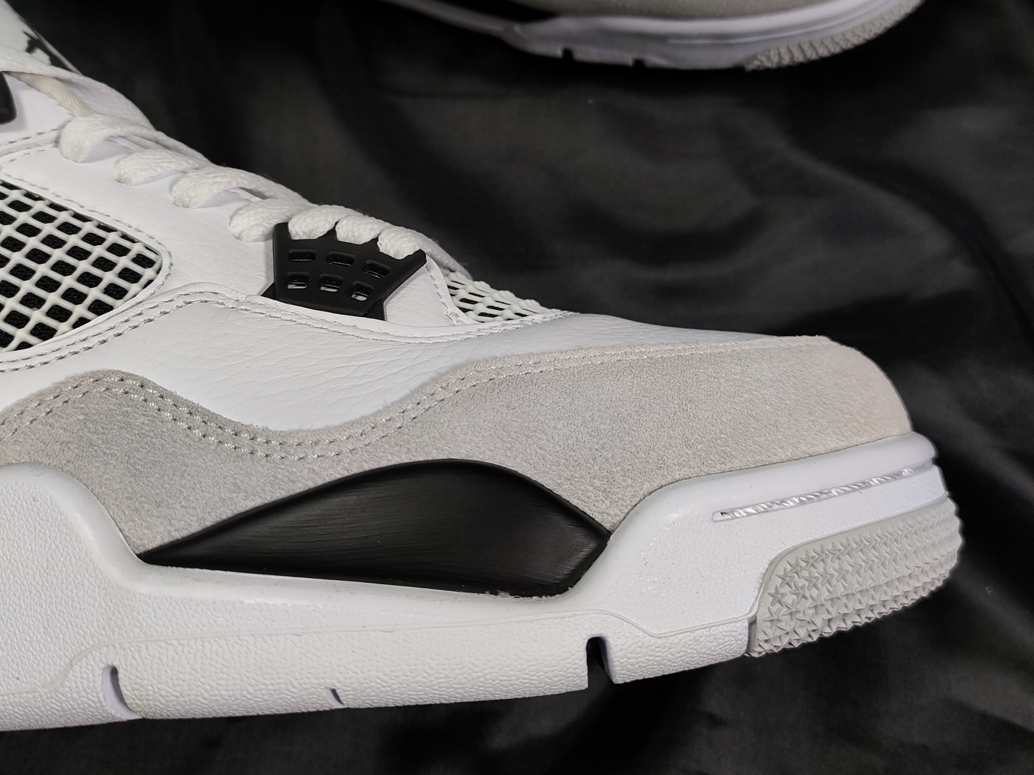 Jordan 4 Retro Military Black DH6927-111 (TS Batch)