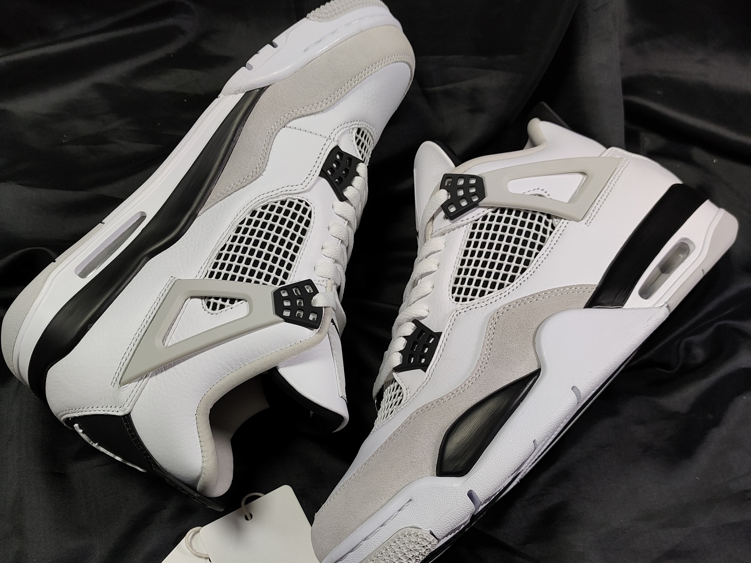 Jordan 4 Retro Military Black DH6927-111 (TS Batch)