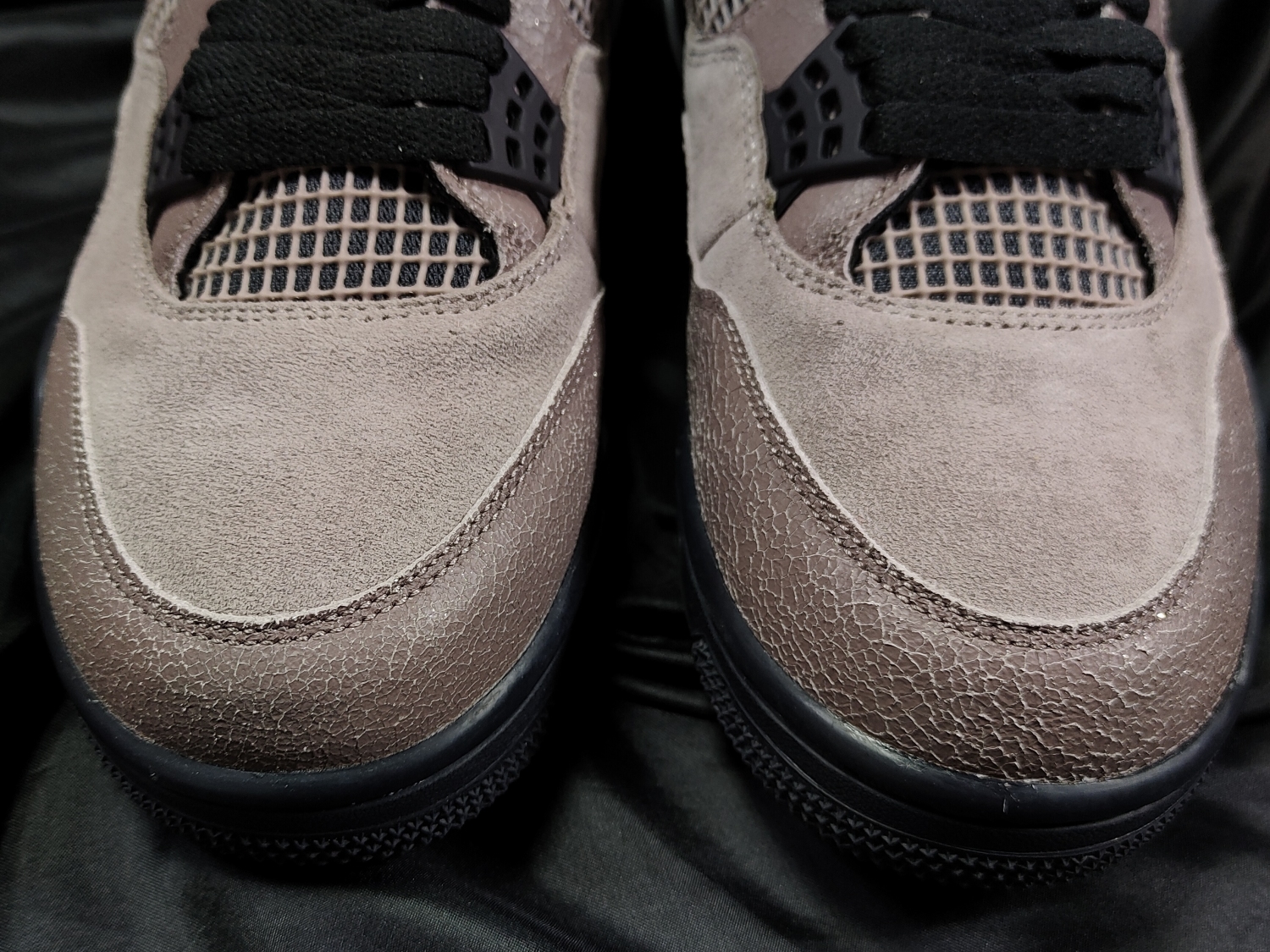 Jordan 4 Retro Taupe Haze DB0732-200
