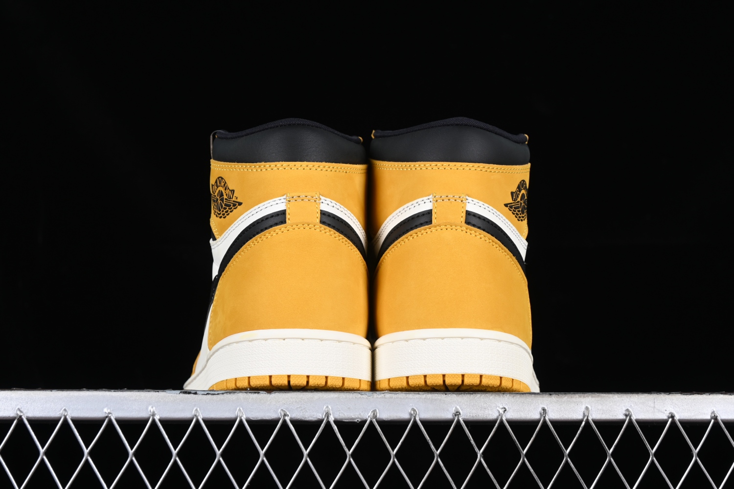 AIR JORDAN 1 RETRO HIGH OG 