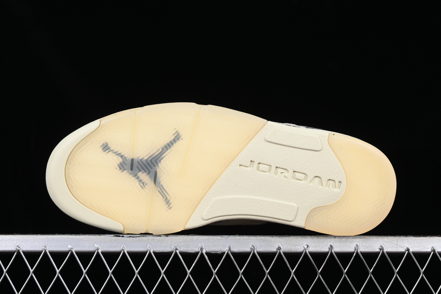 Jordan 5 Retro Low Expression DA8016-100