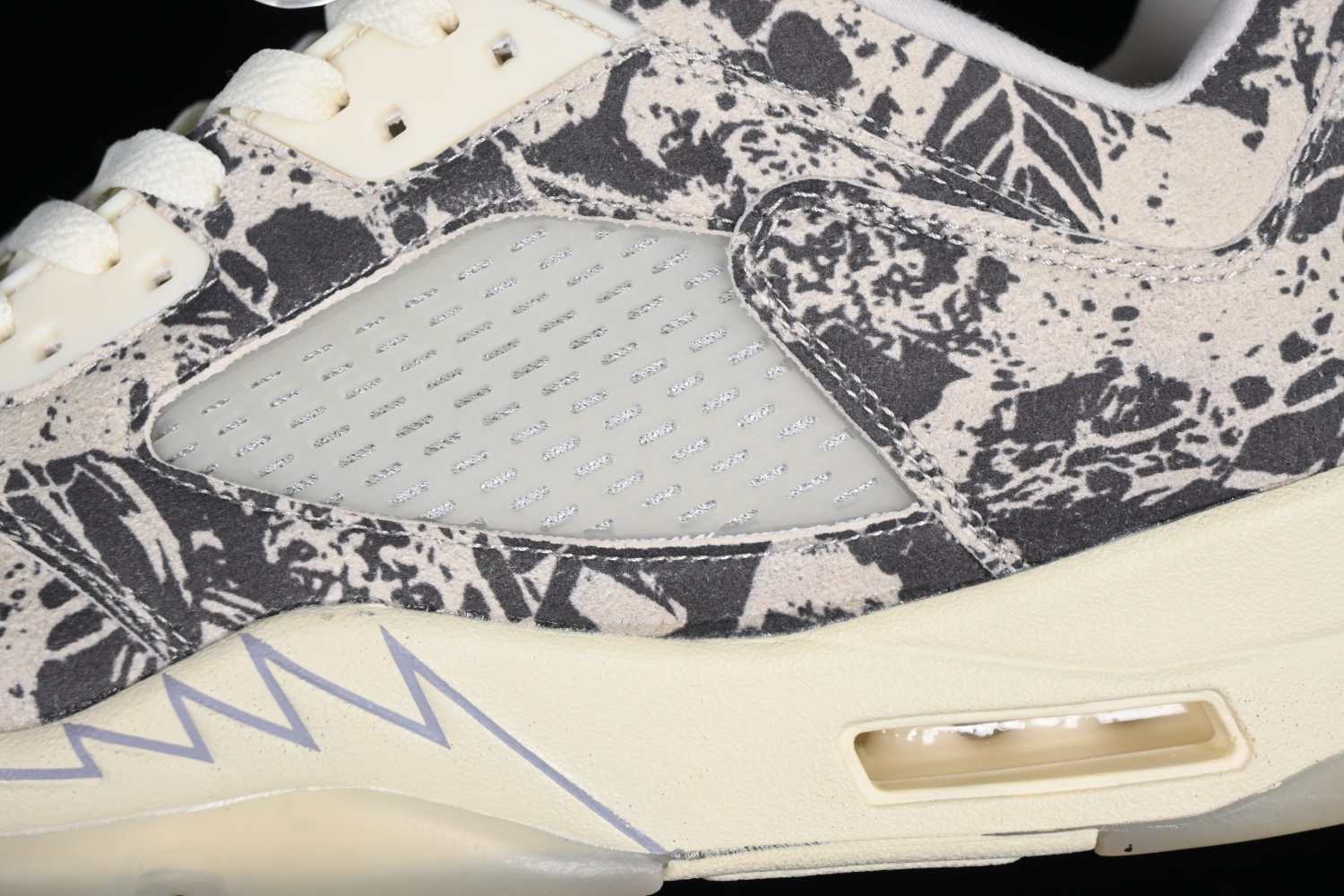 Jordan 5 Retro Low Expression DA8016-100