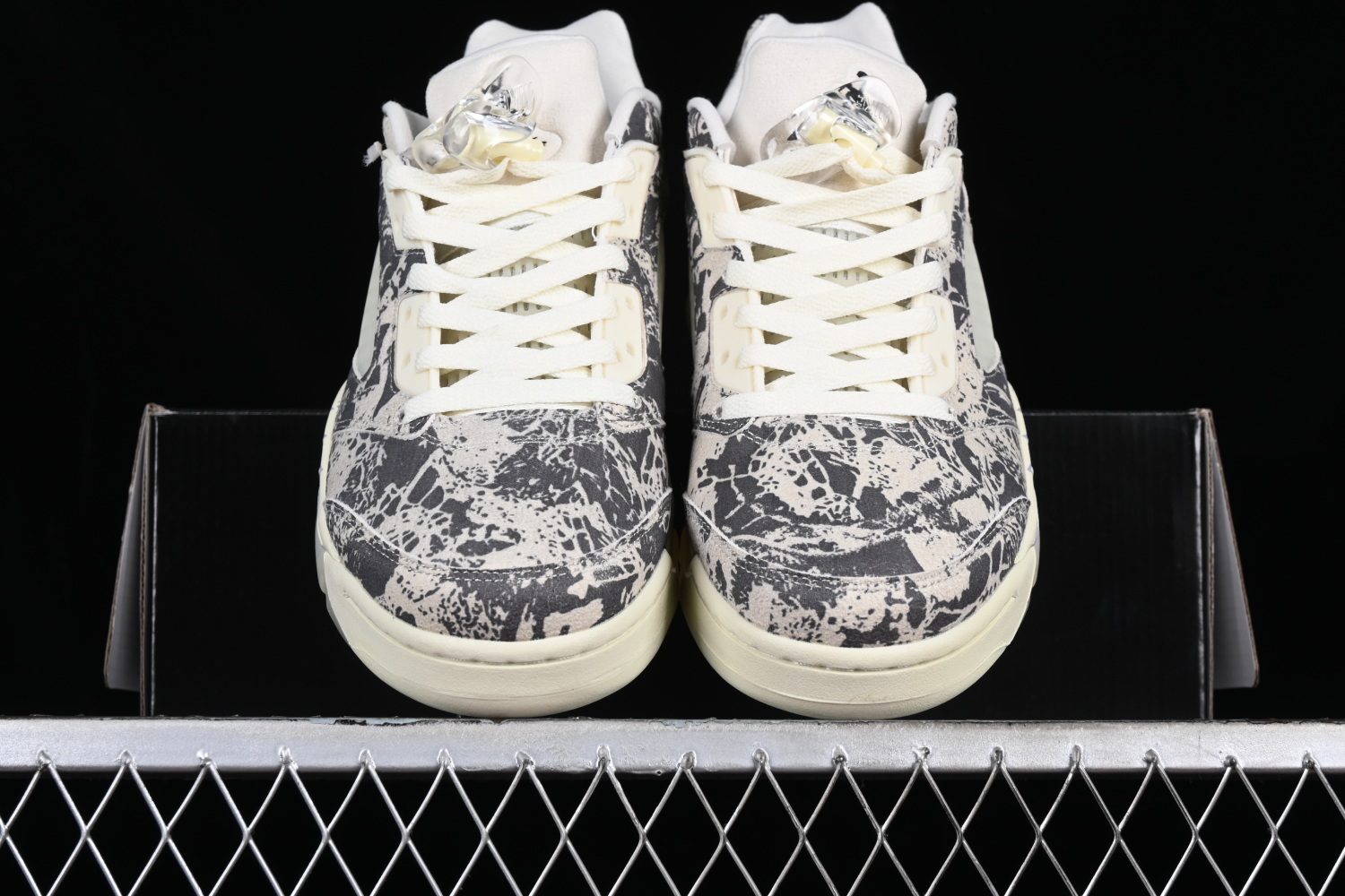 Jordan 5 Retro Low Expression DA8016-100