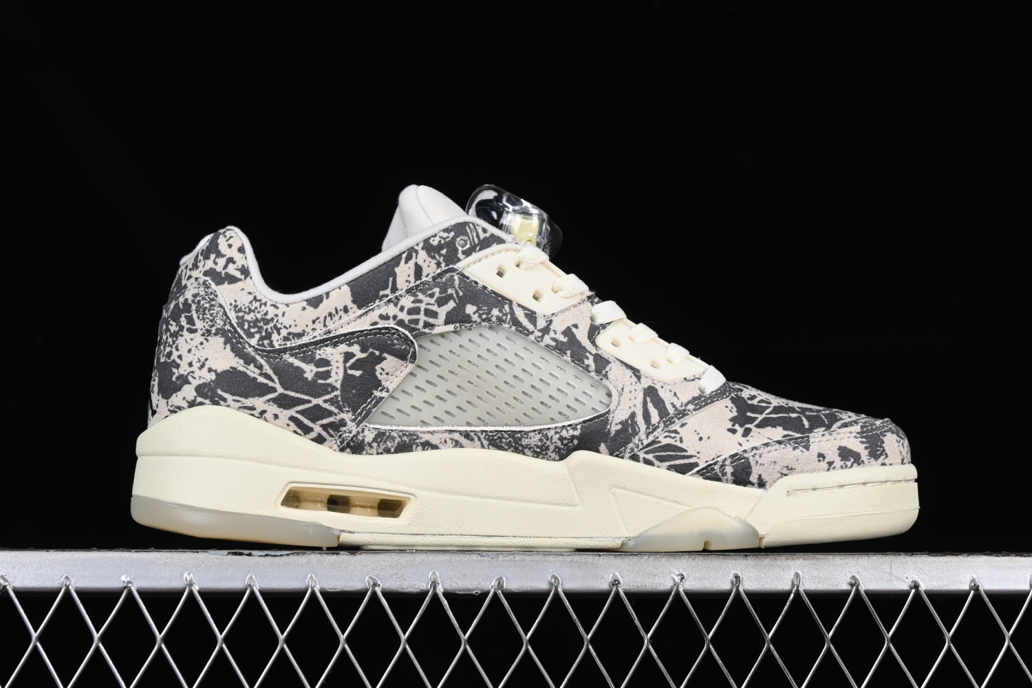Jordan 5 Retro Low Expression DA8016-100