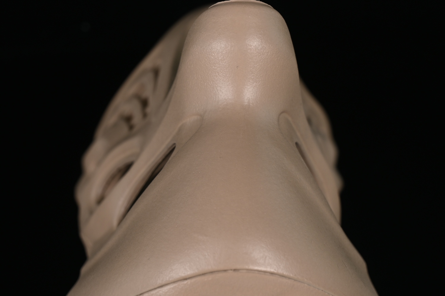 adidas Yeezy Foam RNNR Mist GV6774