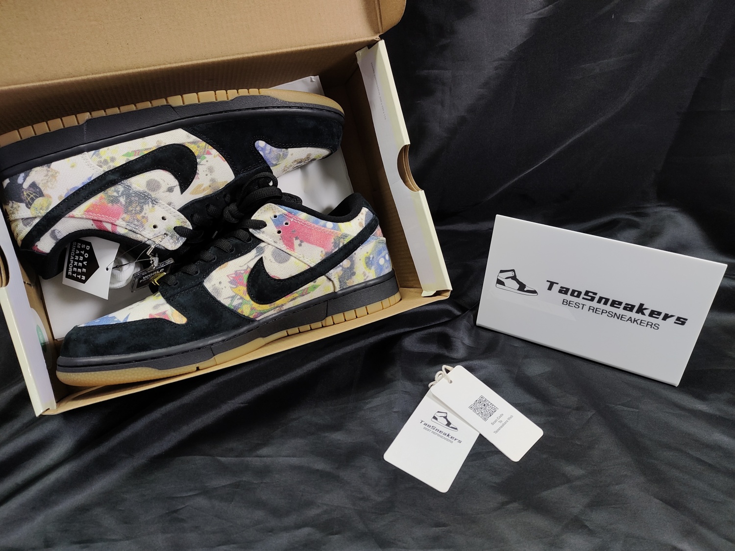 Nike SB Dunk Low Supreme Rammellzee FD8778-001