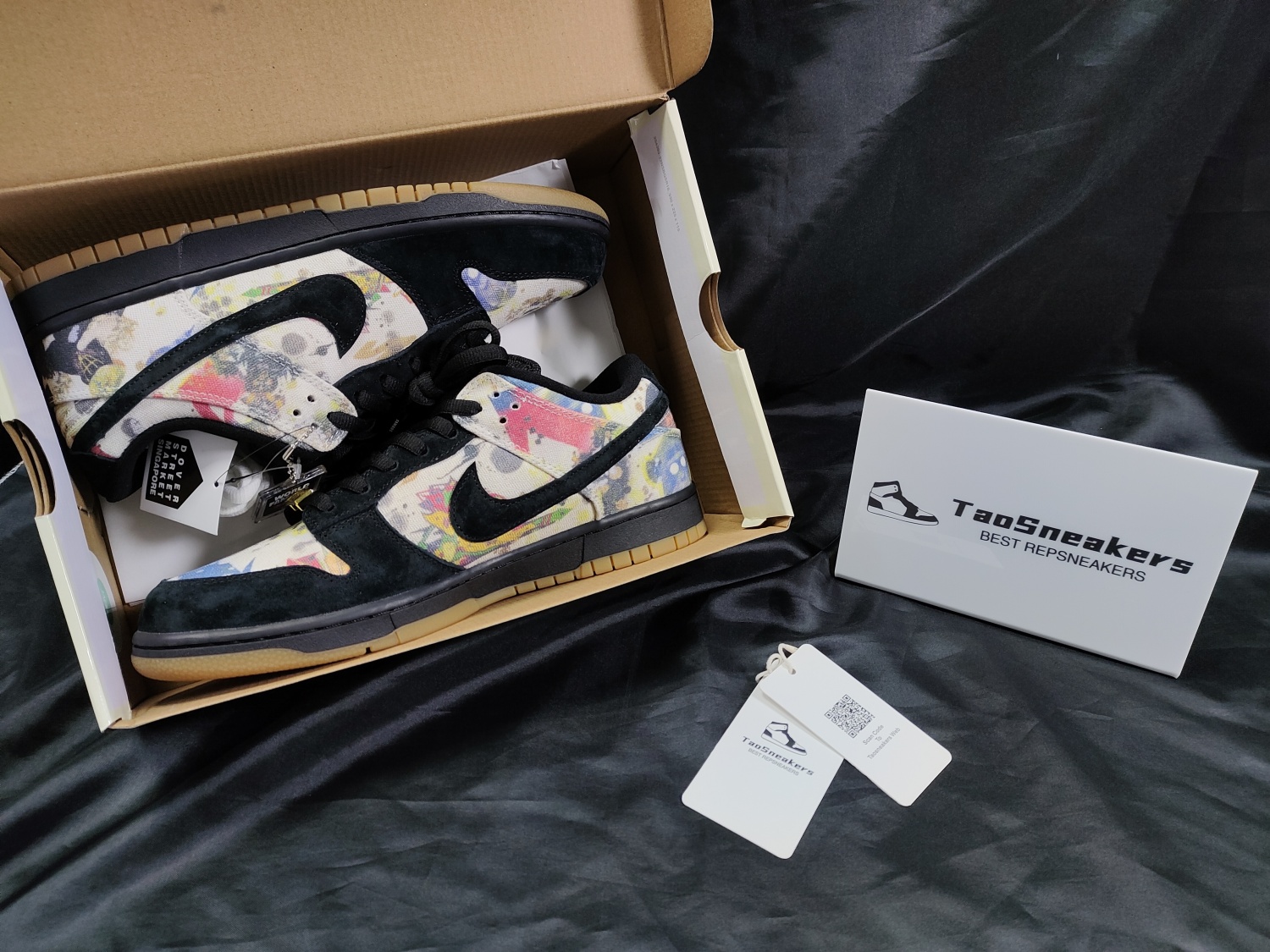 Nike SB Dunk Low Supreme Rammellzee FD8778-001