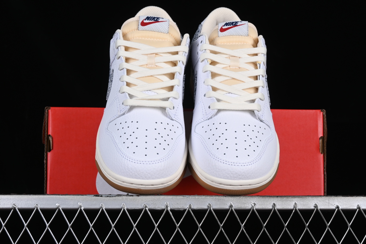 Nike Dunk Low New Americana Washed Denim FN6881-100