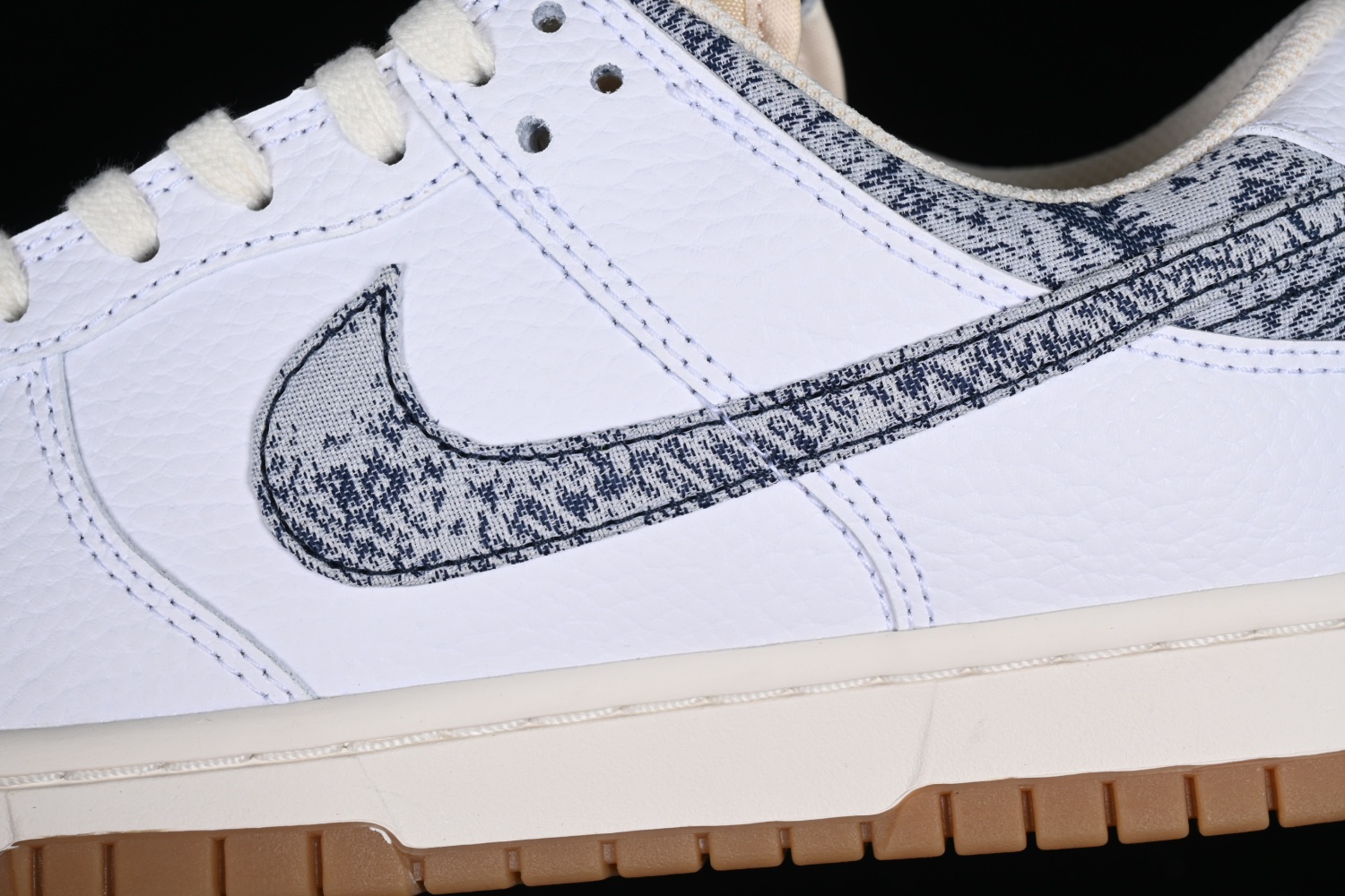 Nike Dunk Low New Americana Washed Denim FN6881-100