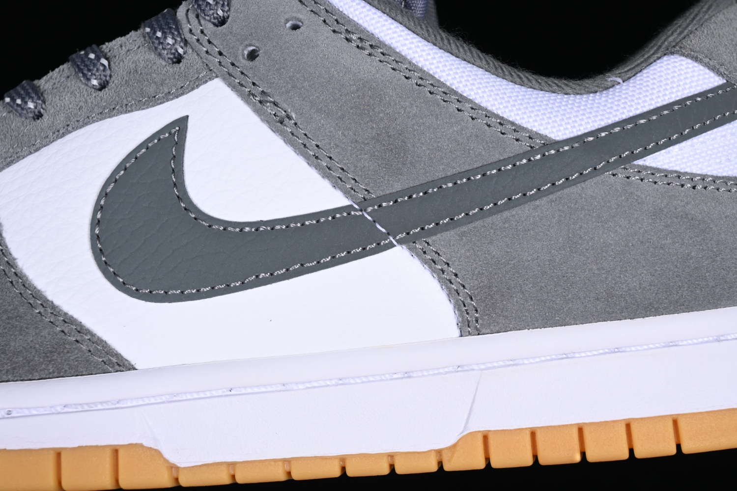 Nike Dunk Low Smoke Grey Gum 3M Swoosh FV0389-100