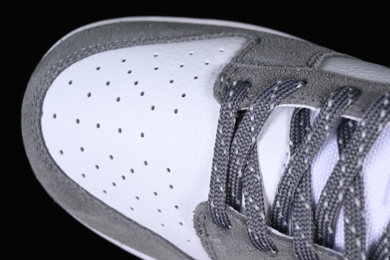 Nike Dunk Low Smoke Grey Gum 3M Swoosh FV0389-100