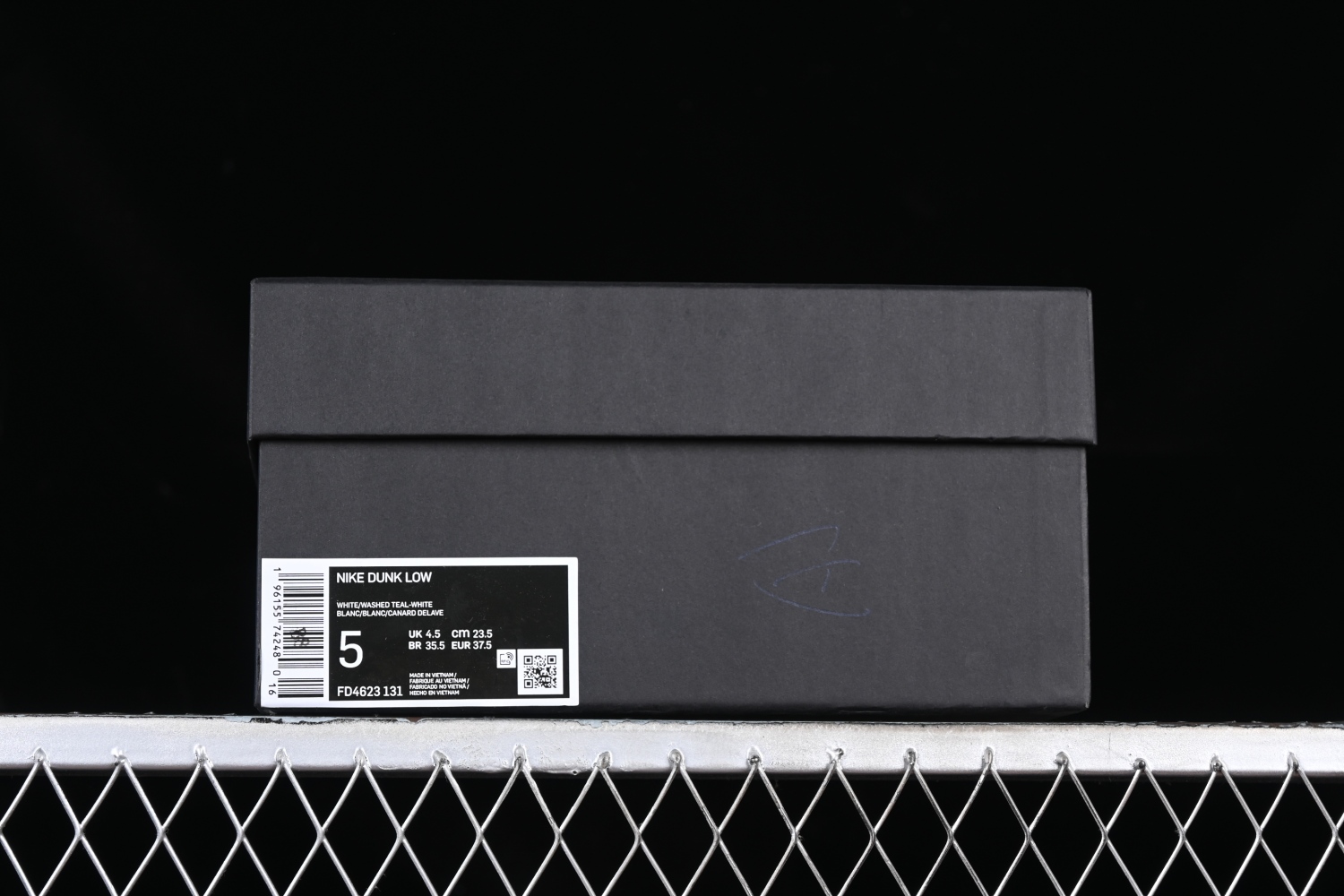 Nk Dunk Low  Multi-Color Swoosh  FD4623-131