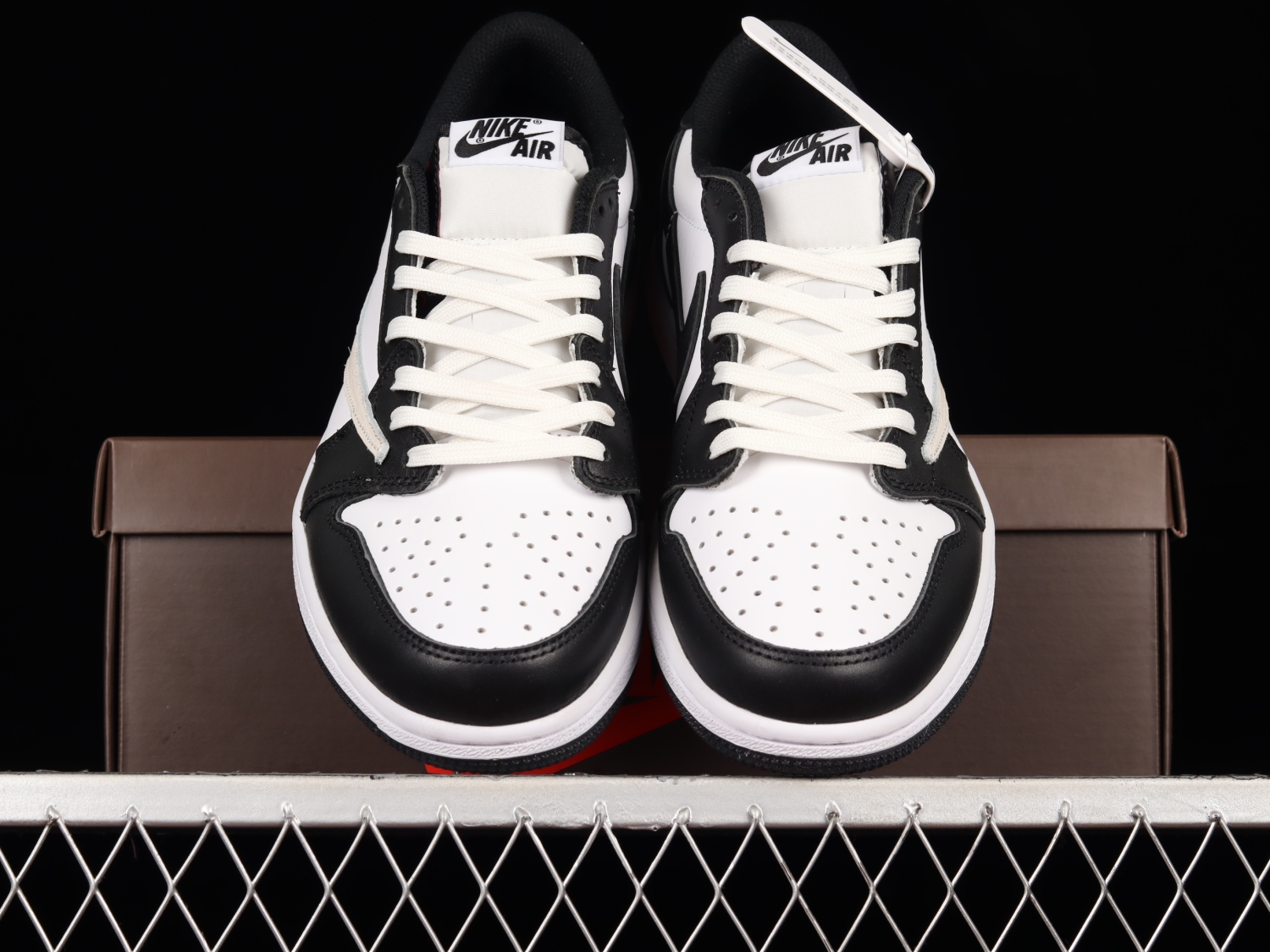 Travis Scott x Air Jordan 1 Low OG AJ1 DM7866-010