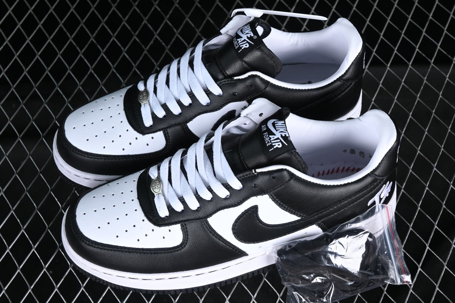 Nike Air Force 1 Low QS Terror Squad Blackout FJ5756-100