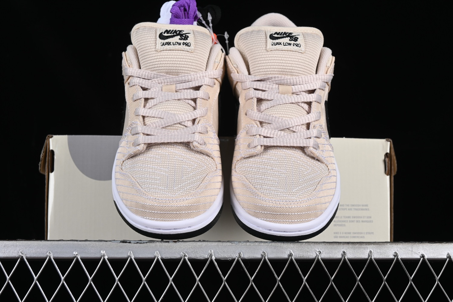 Nike SB Dunk Low Albino & Preto FD2627-200