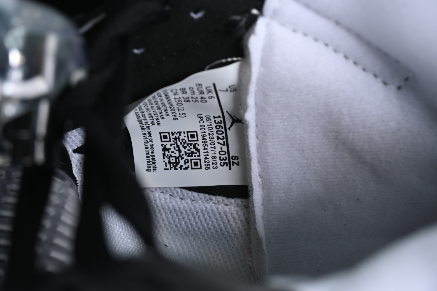 Jordan 5 Retro Oreo (2013) 136027-035