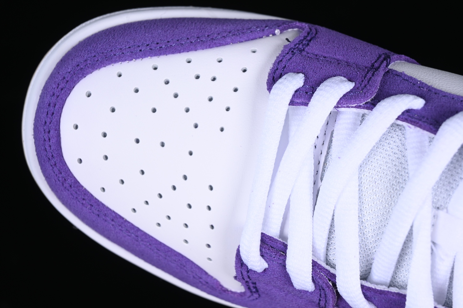 Nike SB Dunk Low Pro ISO Orange Label Court Purple DV5464-500