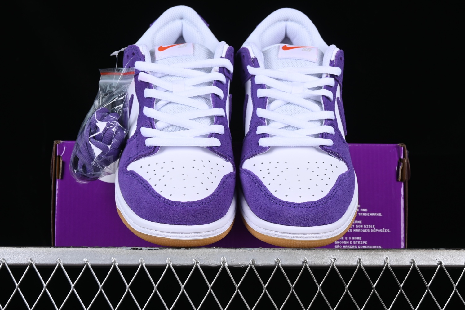 Nike SB Dunk Low Pro ISO Orange Label Court Purple DV5464-500