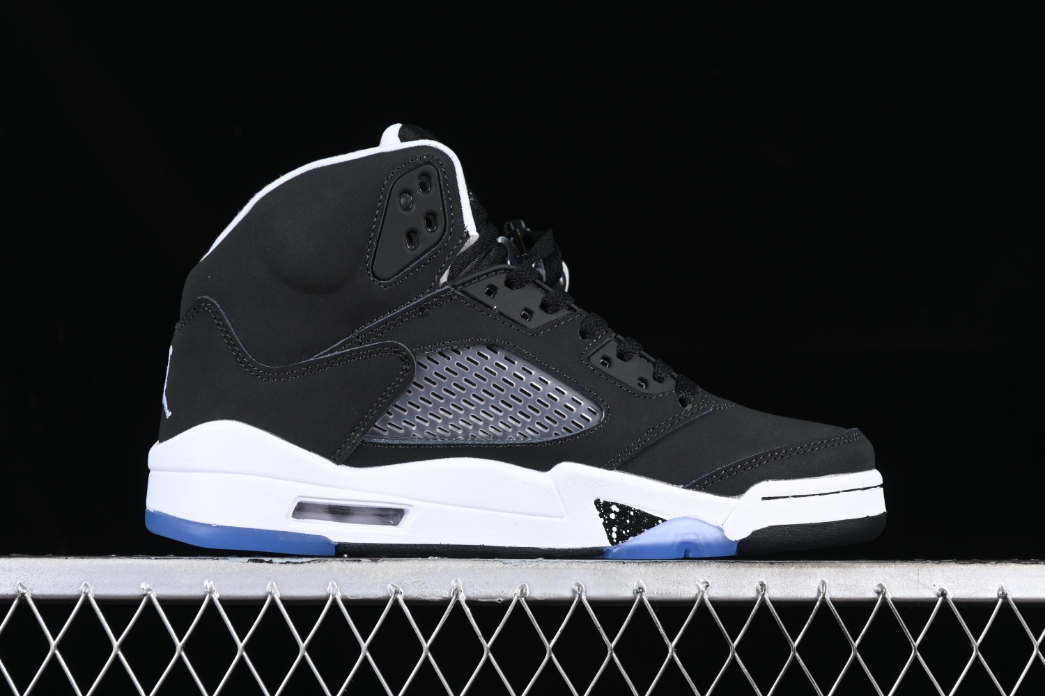 Jordan 5 Retro Oreo (2013) 136027-035