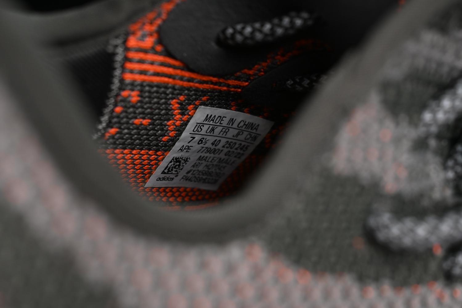adidas Yeezy Boost 350 V2 Carbon Beluga