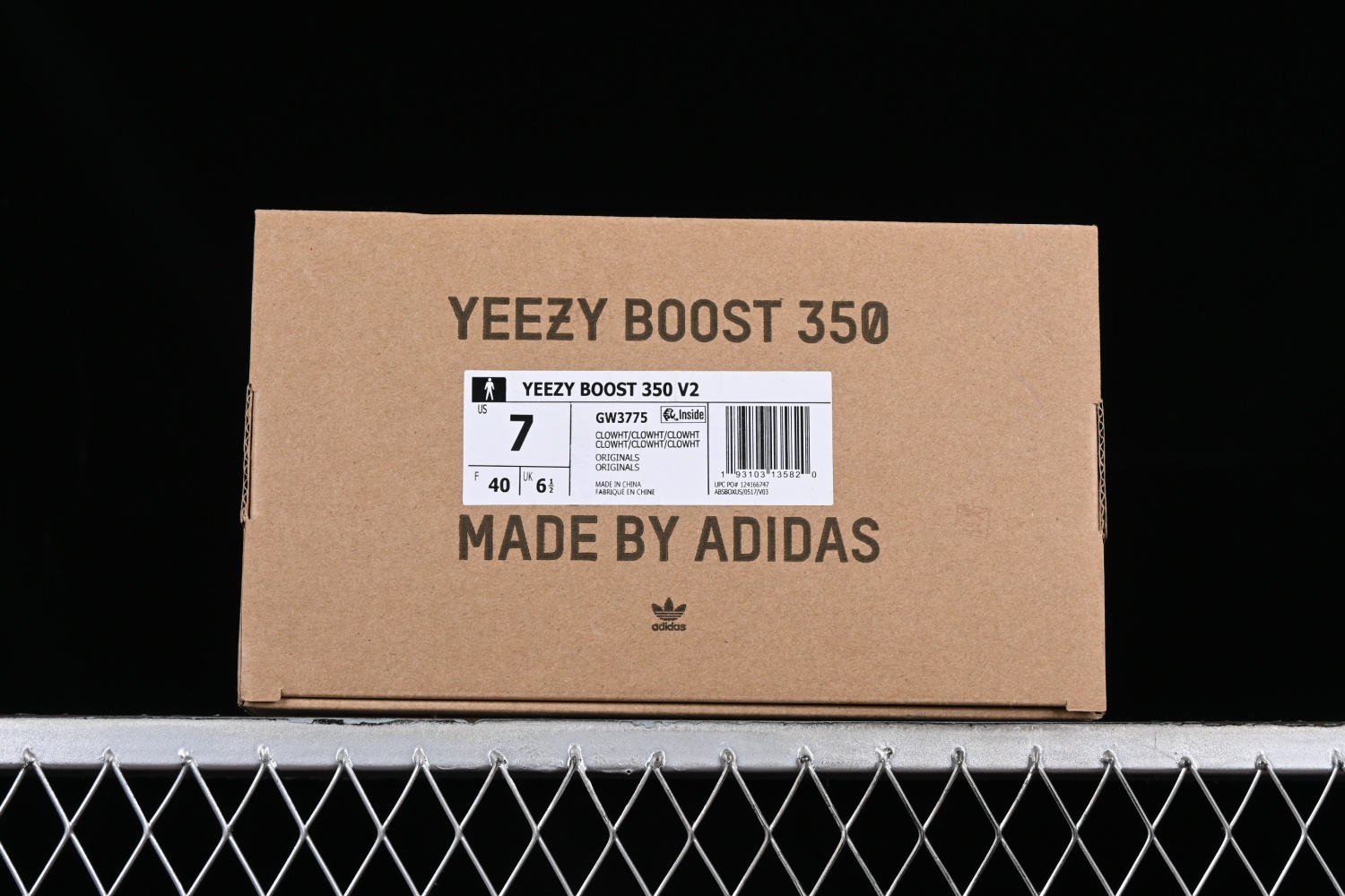 Yeezy 350 Boost V2  MX OAT  GW3775