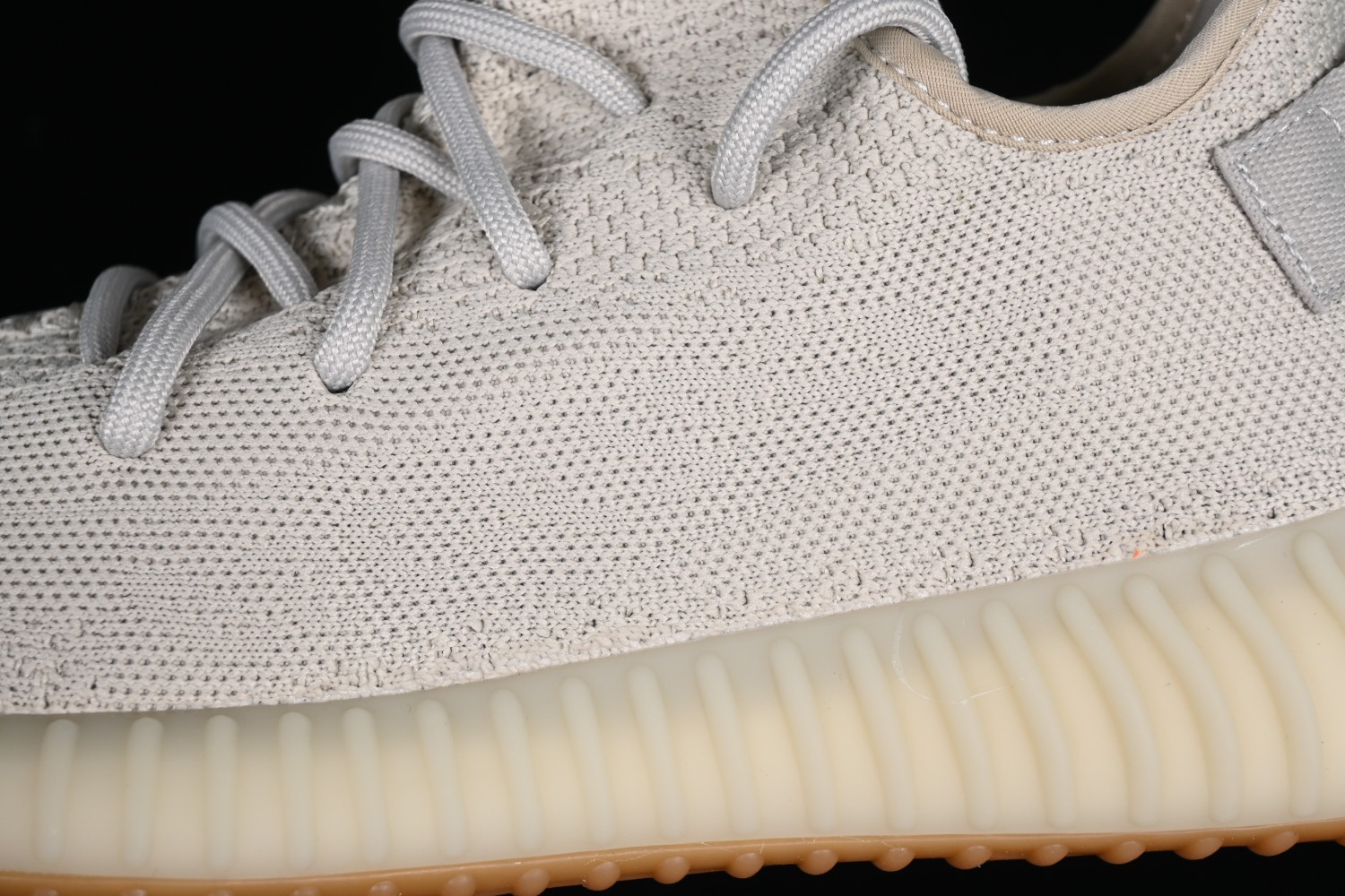 adidas Yeezy Boost 350 V2 Sesame (2018/2022) F99710