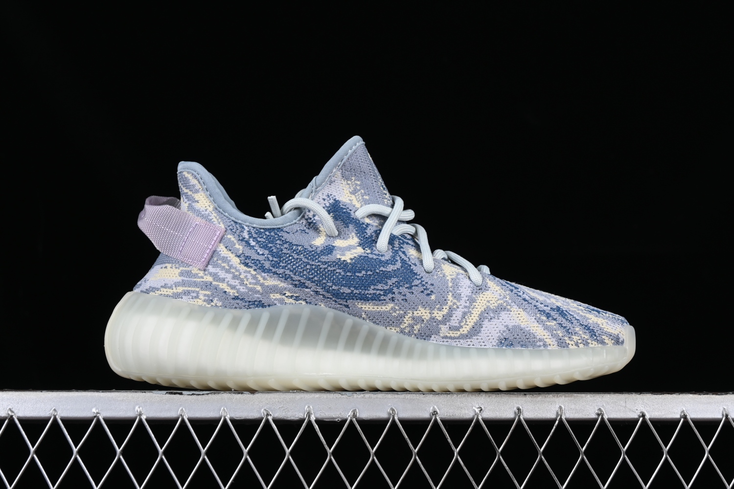 Yeezy 350 Boost V2  MX OAT  GW3775