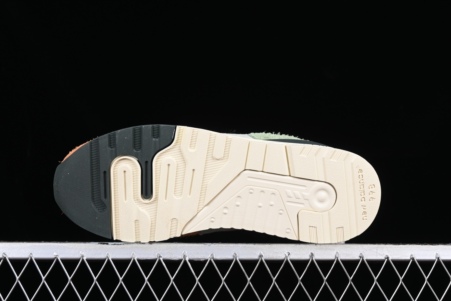New Bal*nce 998 Ronnie Fieg & Frank Lloyd Wright Foundation Broadacre City Aloe Wash  U998KT1