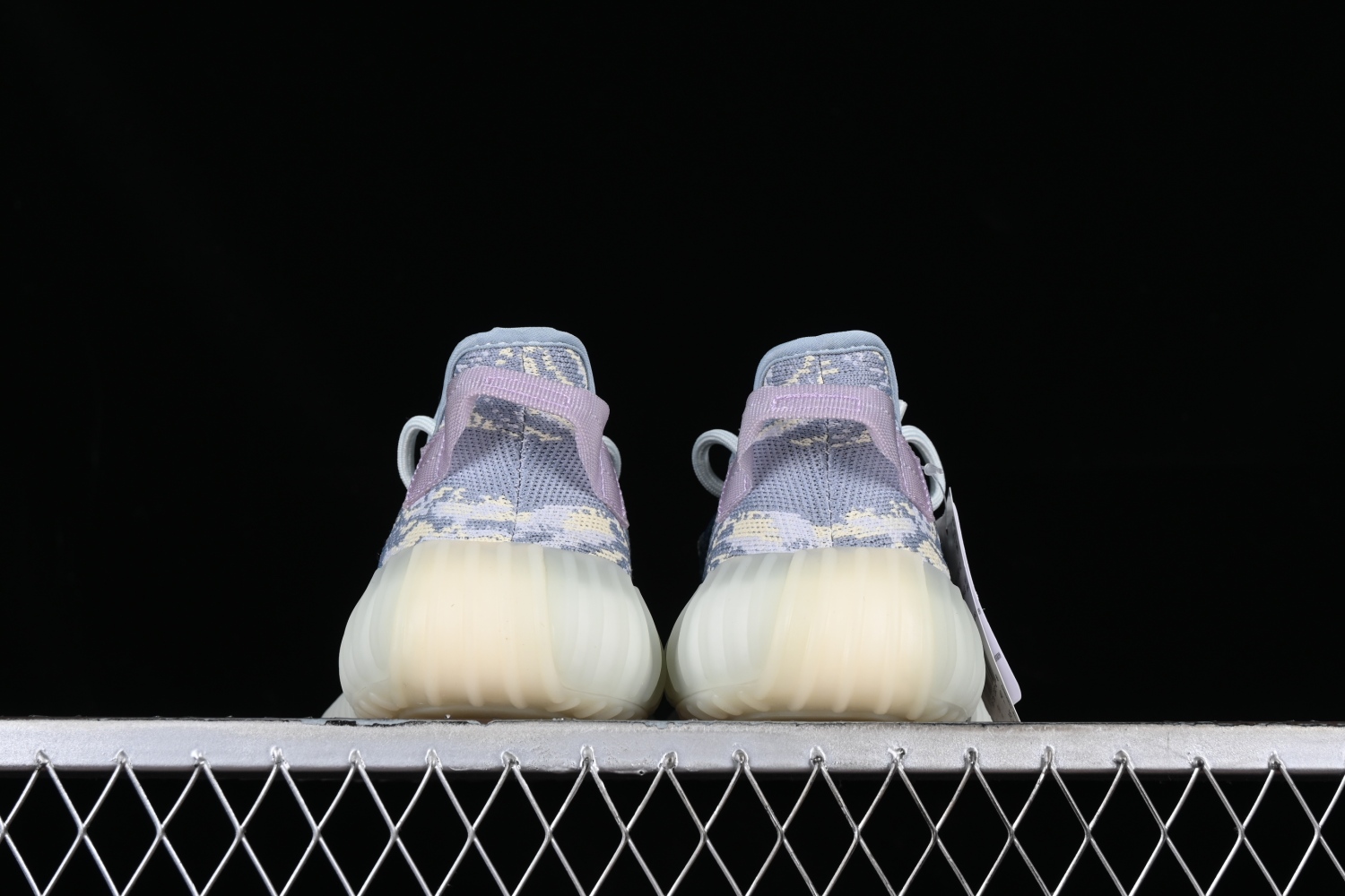 Yeezy 350 Boost V2  MX OAT  GW3775