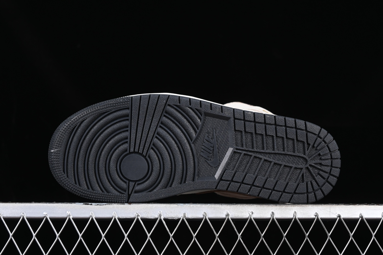 Jordan 1 Mid SE Brown Elephant DZ4129-102