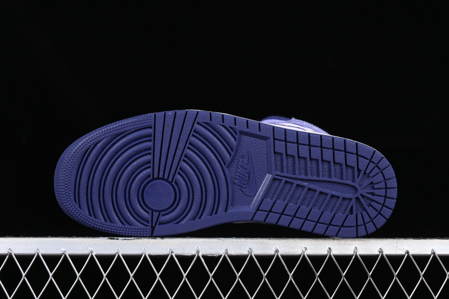 Jordan 1 Mid SE Chenille Sky J Light Purple DZ3745-500