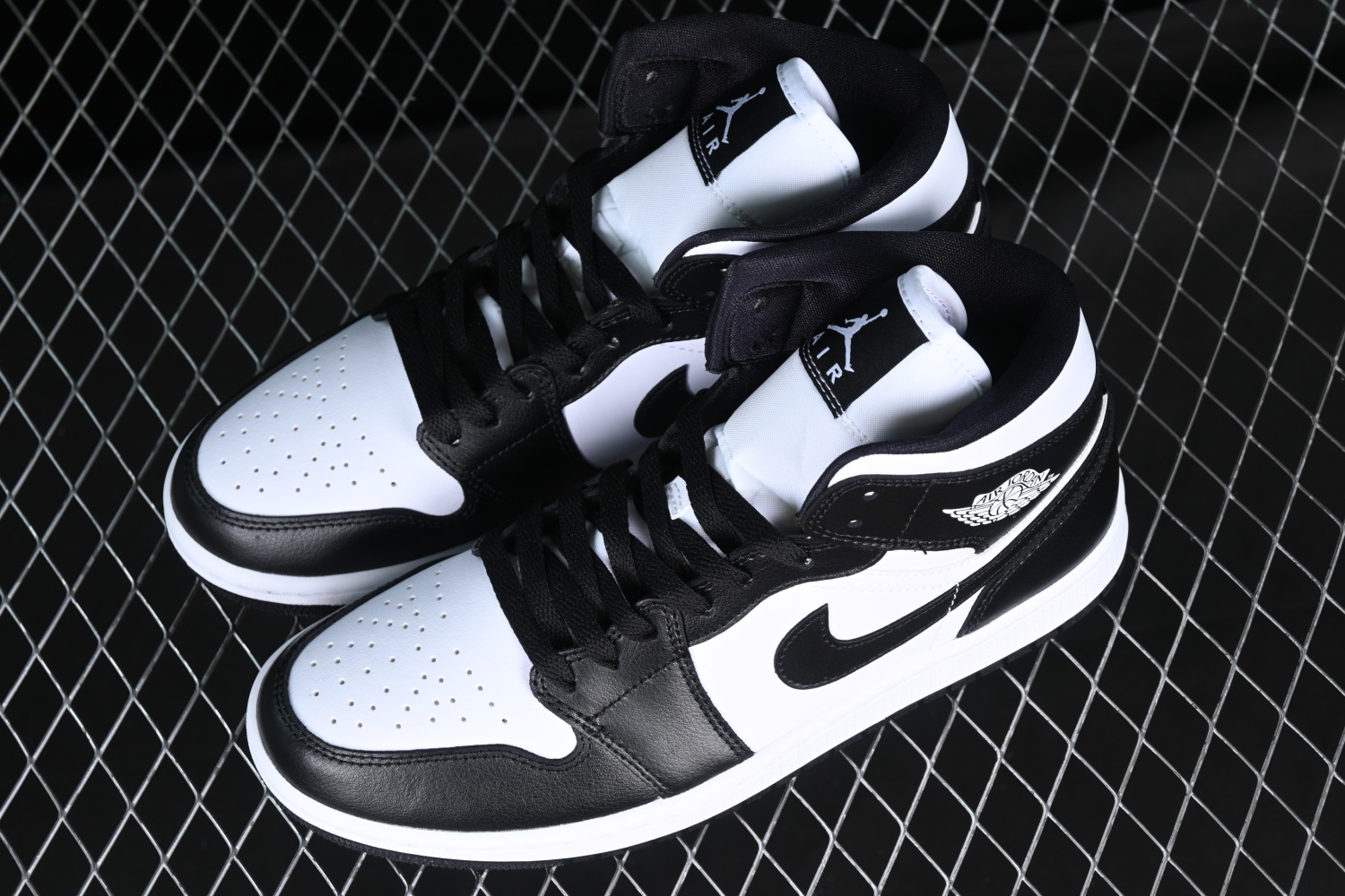 Jordan 1 Mid Panda DV0991-101