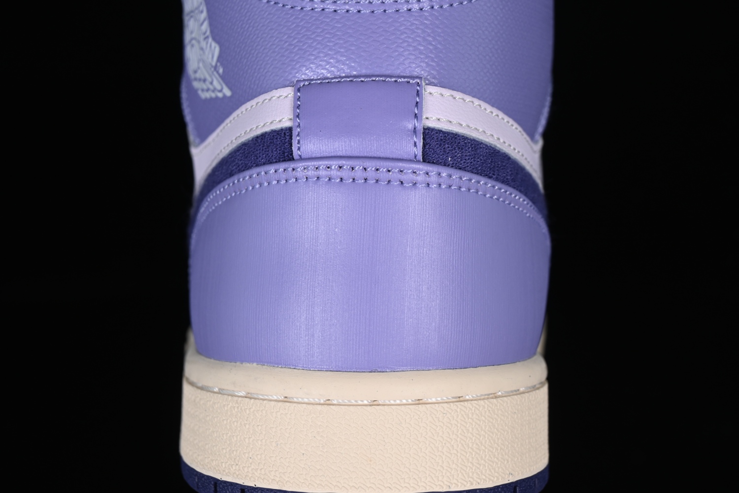 Jordan 1 Mid SE Chenille Sky J Light Purple DZ3745-500