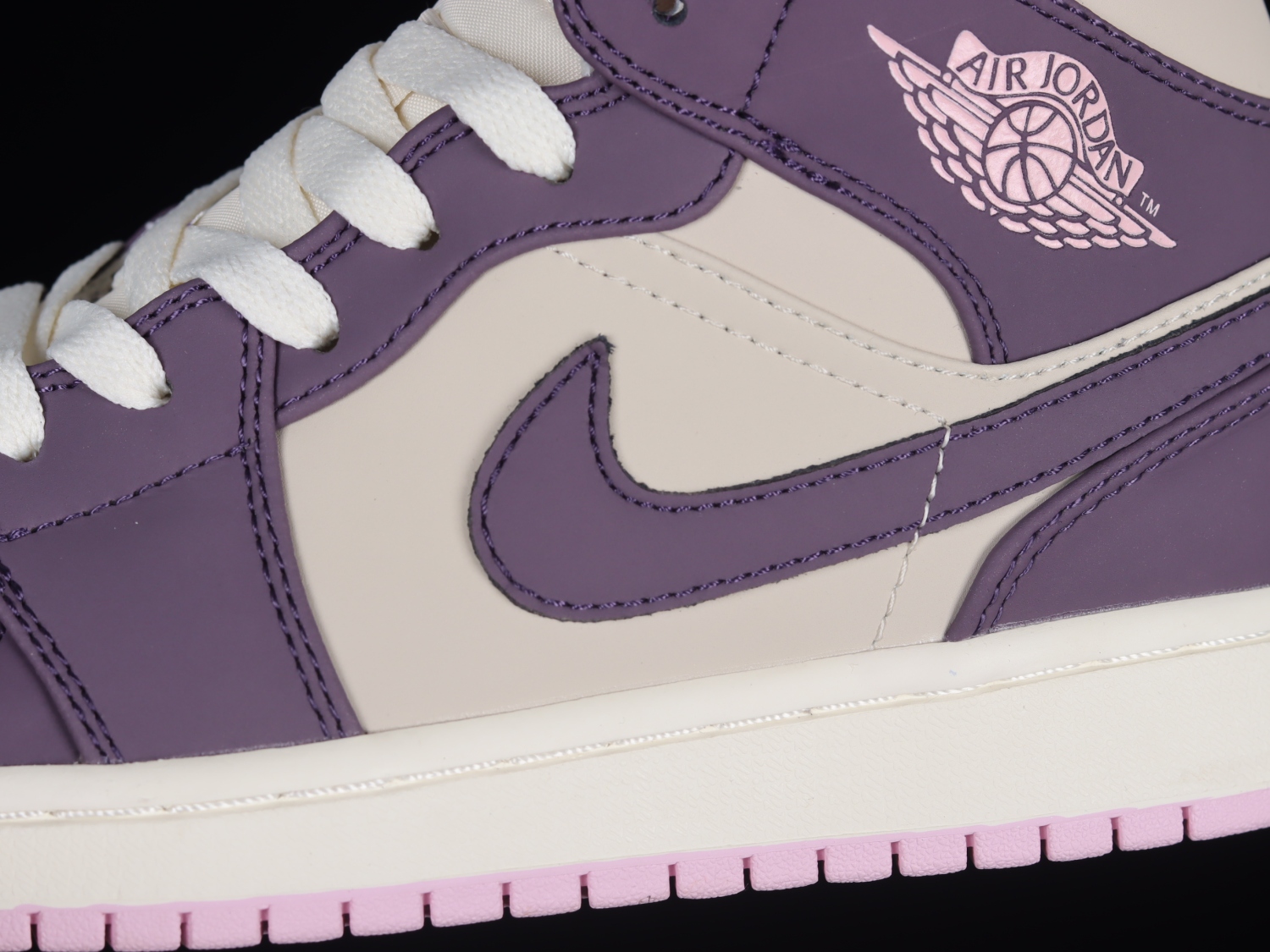 Jordan 1 Mid Pro Purple Desert Sand  555112-500