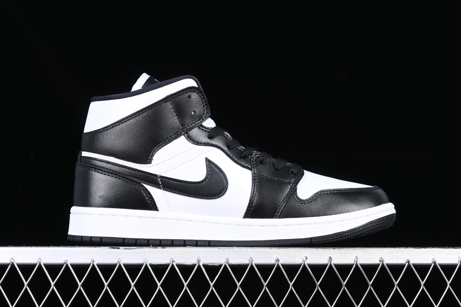 Jordan 1 Mid Panda DV0991-101