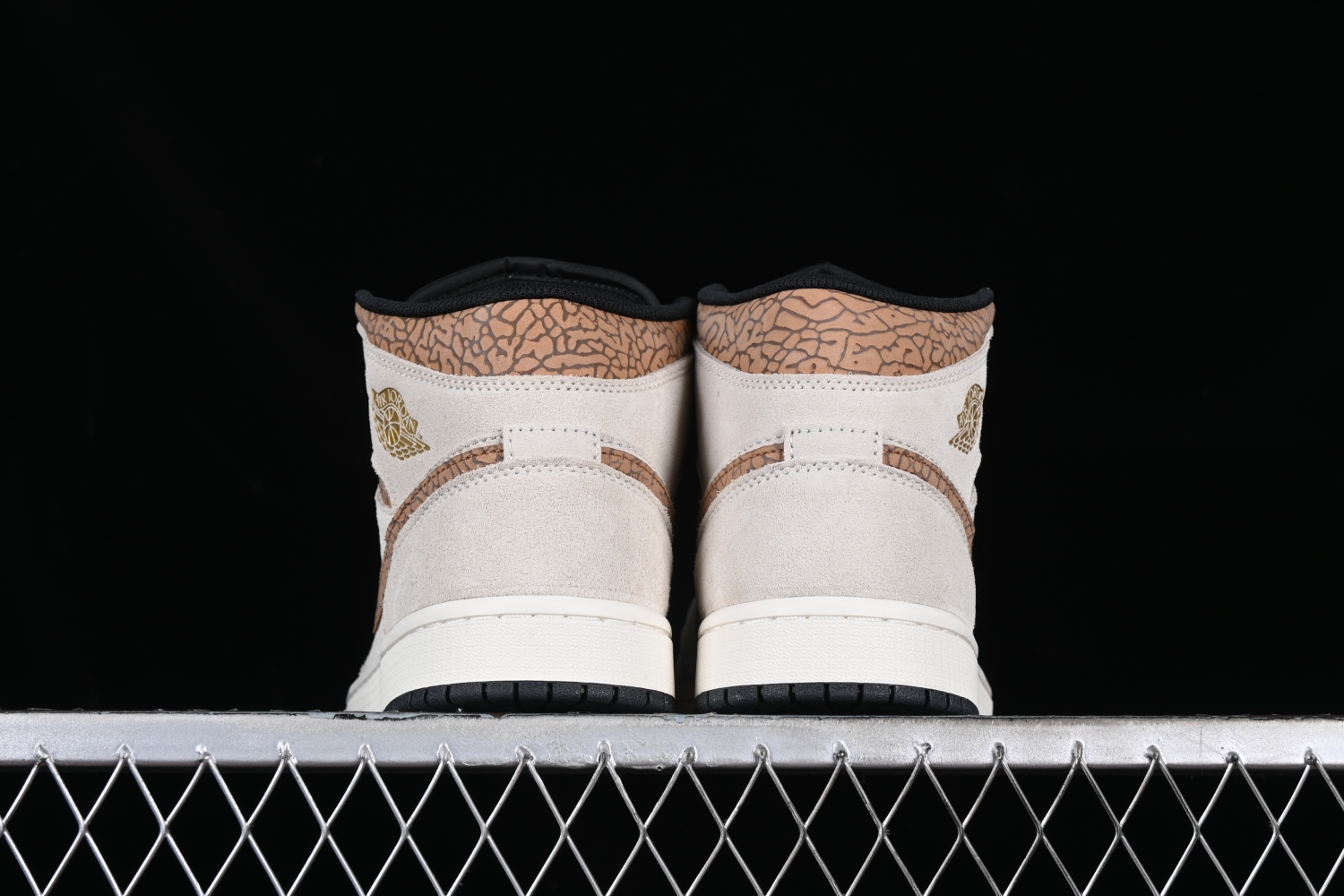 Jordan 1 Mid SE Brown Elephant DZ4129-102