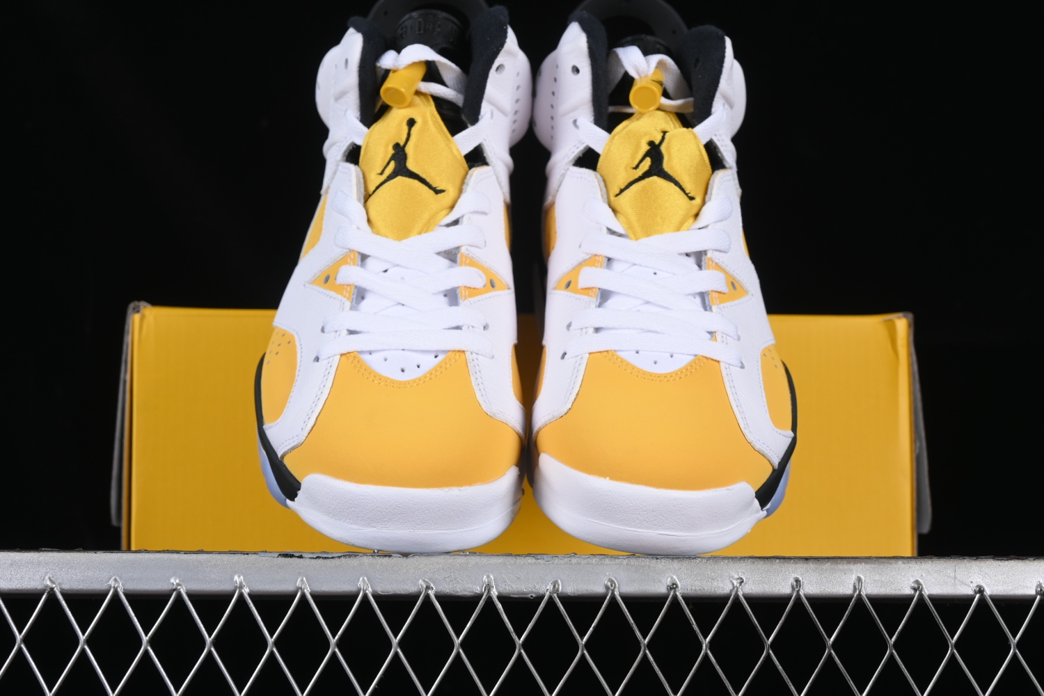 Jordan 6 Retro Yellow Ochre CT8529-170