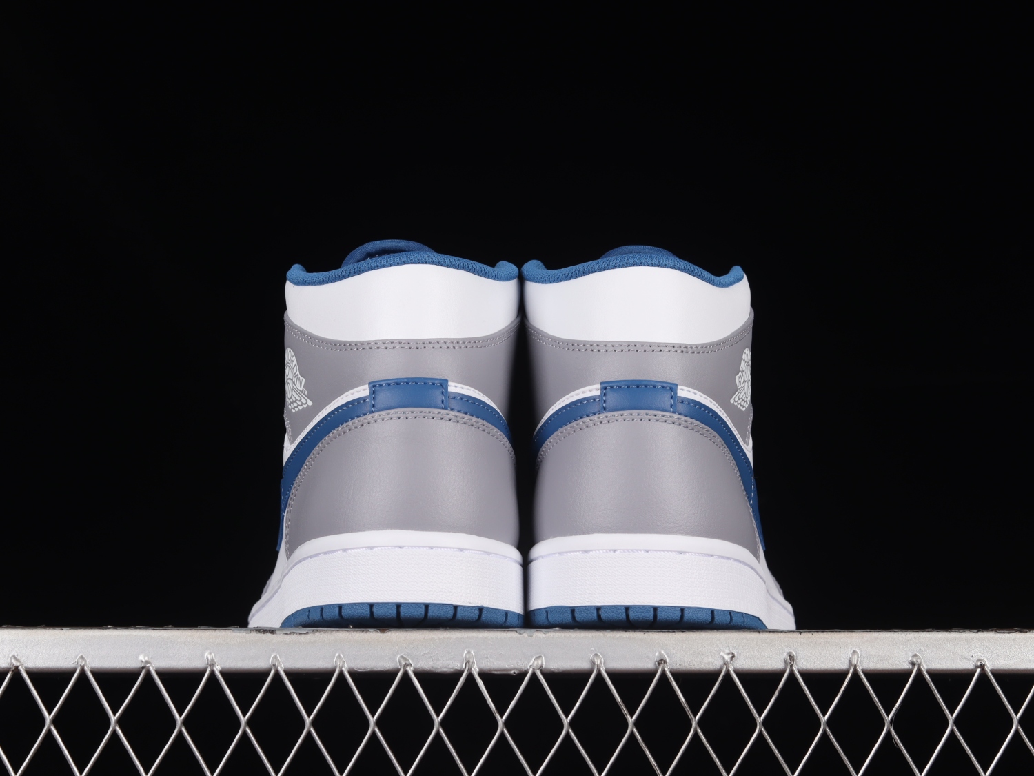 Jordan 1 Mid True Blue DQ8426-014