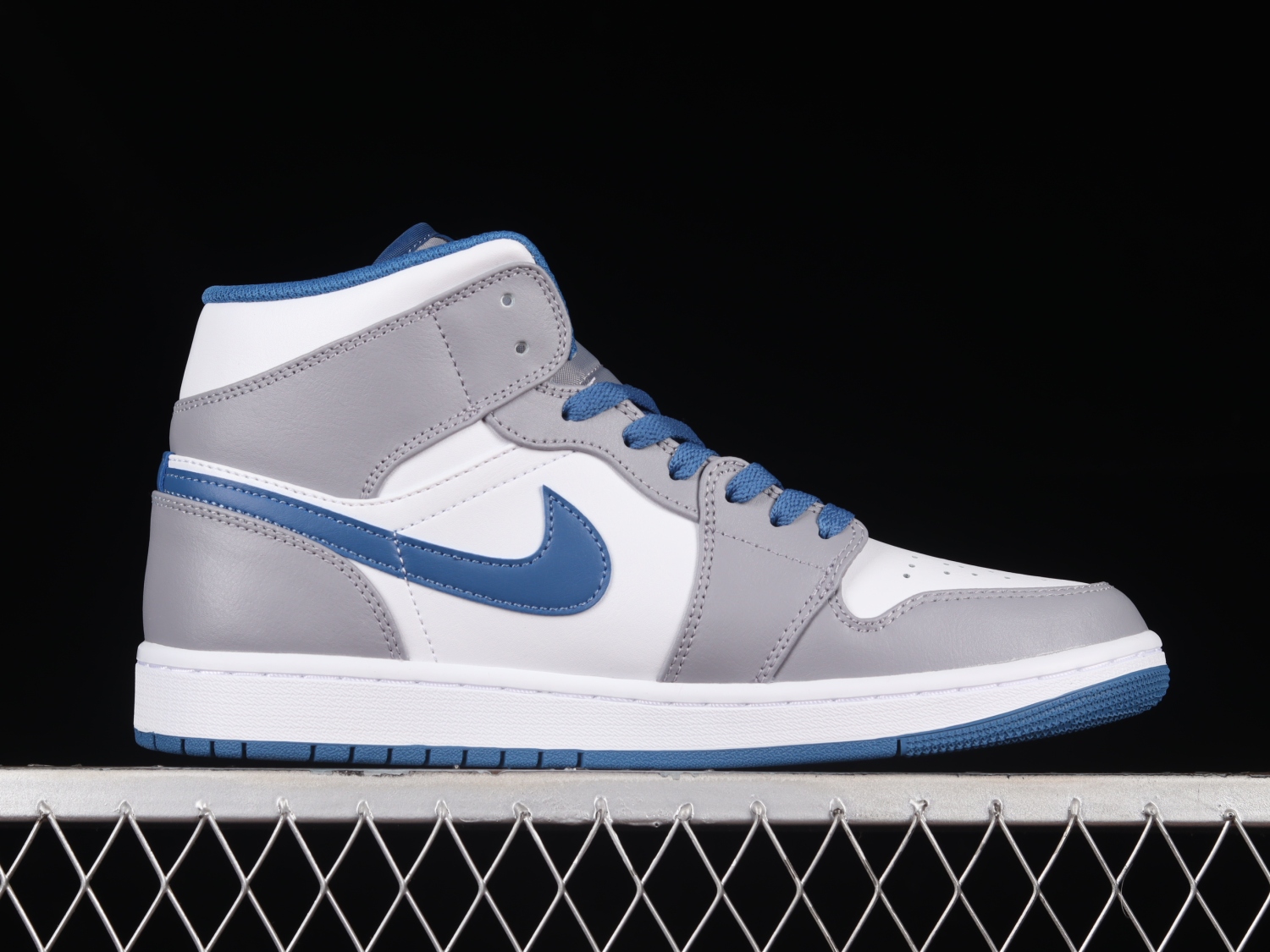 Jordan 1 Mid True Blue DQ8426-014