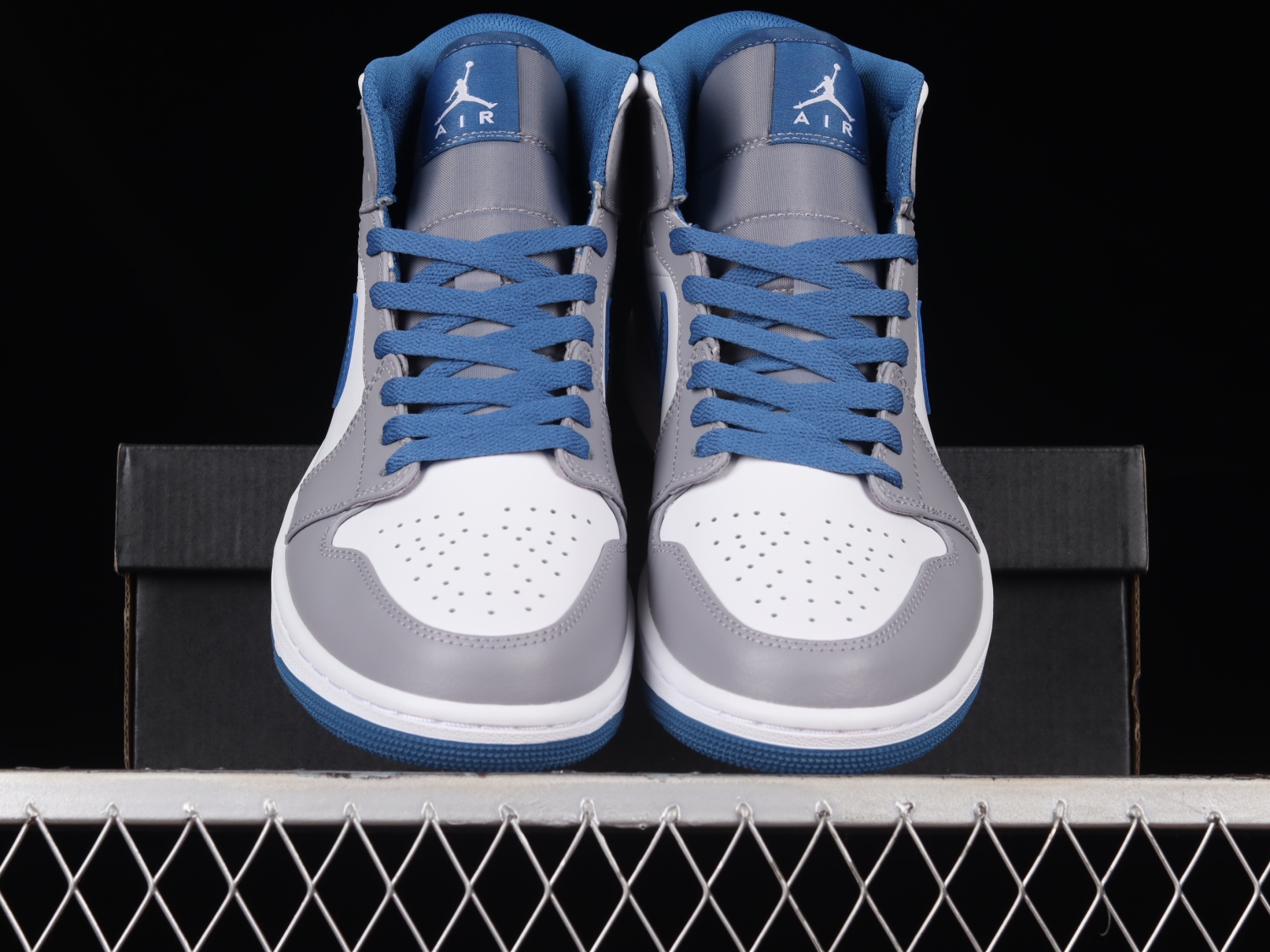 Jordan 1 Mid True Blue DQ8426-014