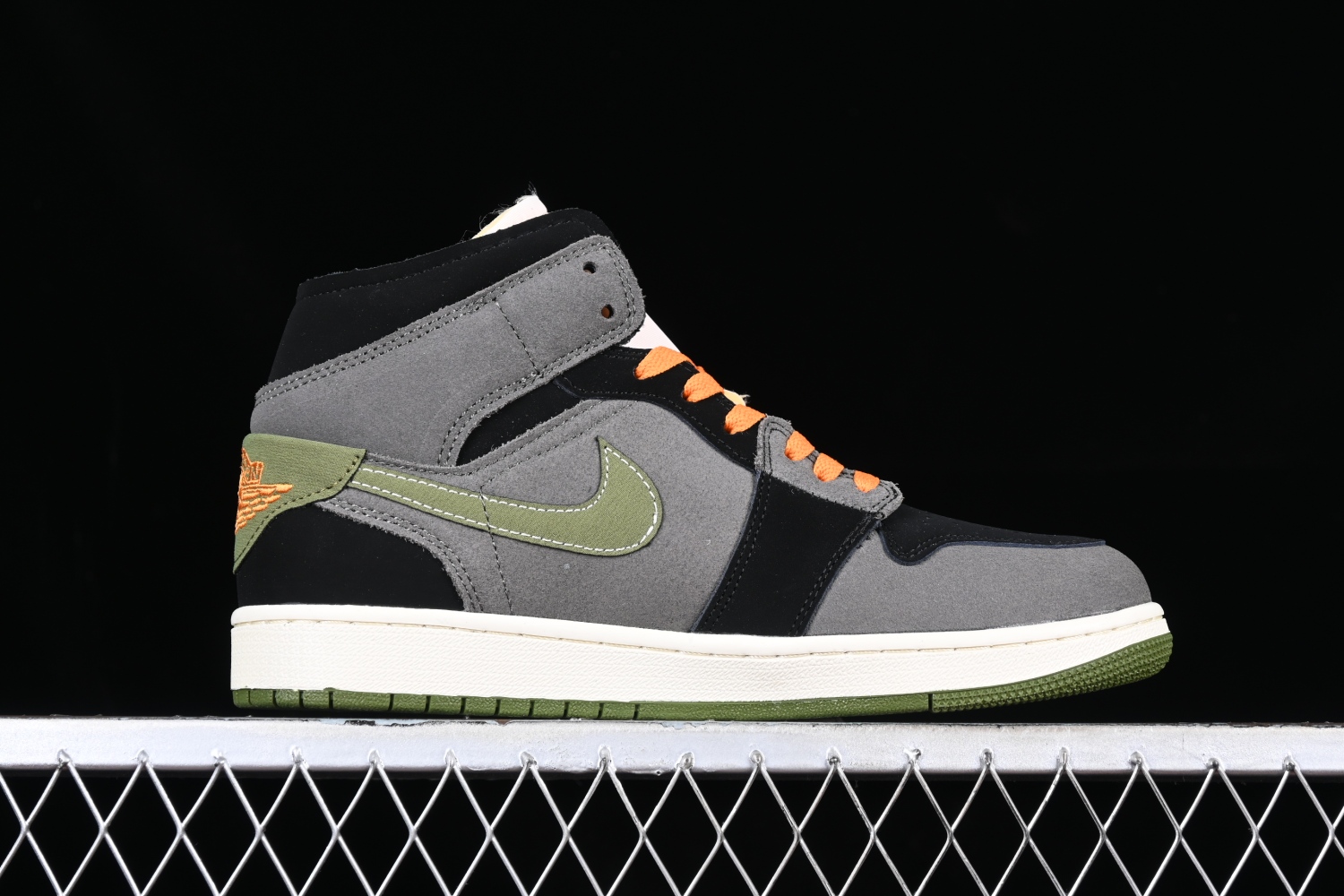 Jordan 1 Mid SE Craft Anthracite Light Olive FD6817-003