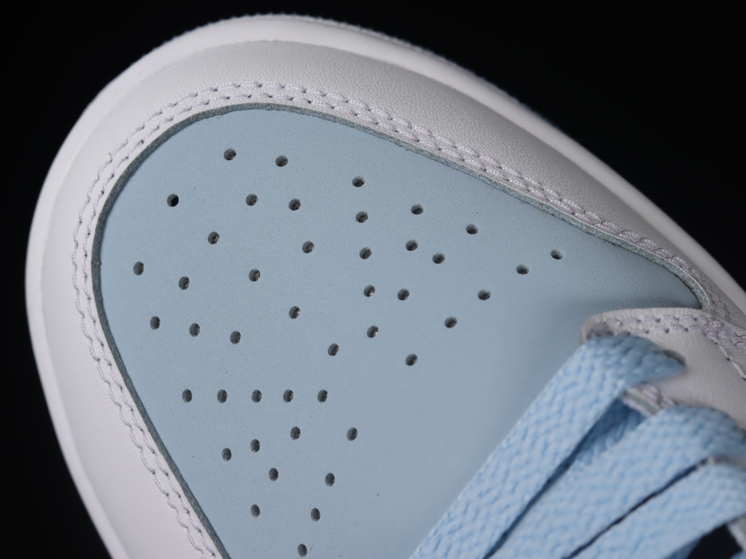 Jordan 1 Mid SE Ice Blue (2023) DV1308-104
