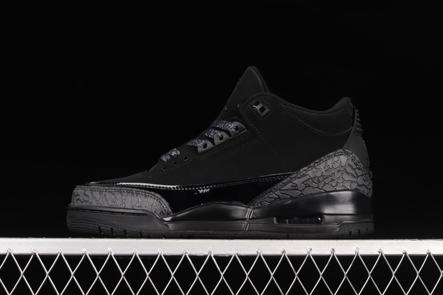 Jordan 3 Retro Black Cat 136064-002