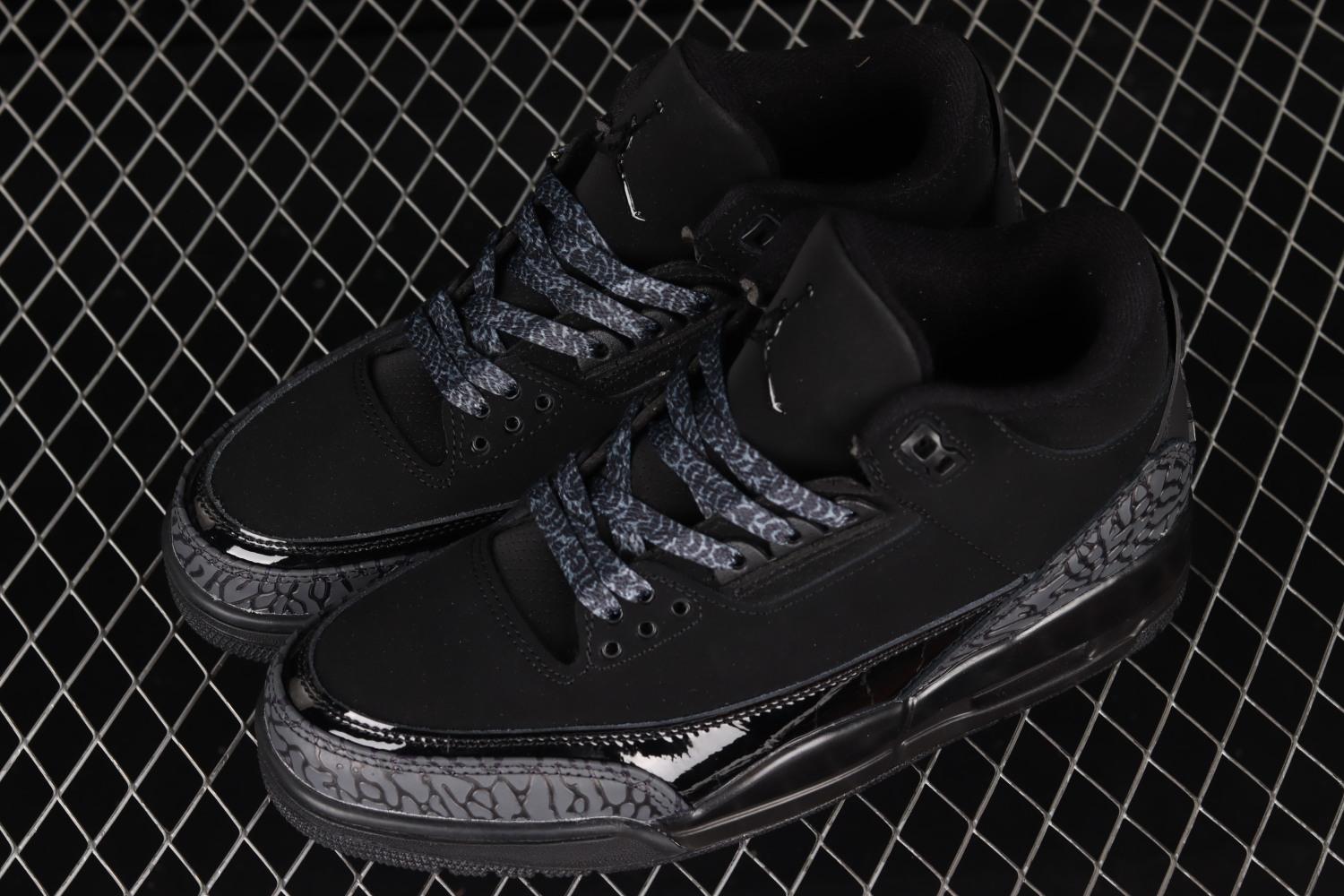 Jordan 3 Retro Black Cat 136064-002