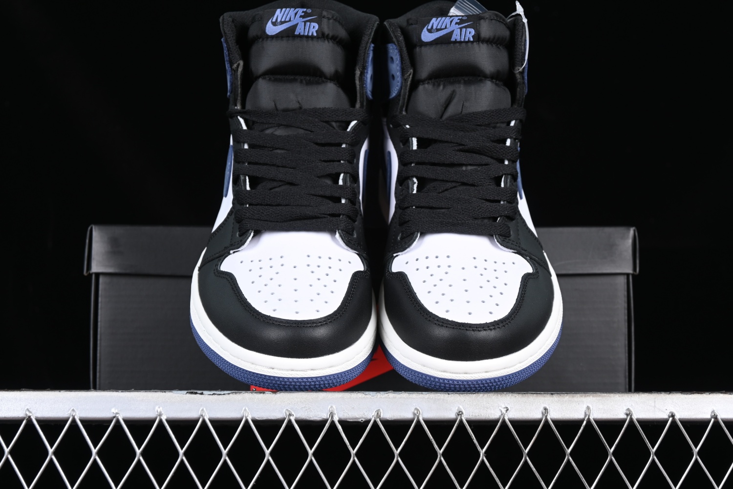 Jordan 1 Retro High Blue Moon 555088-115