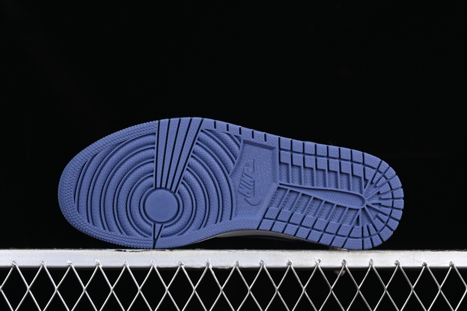 Jordan 1 Retro High Blue Moon 555088-115