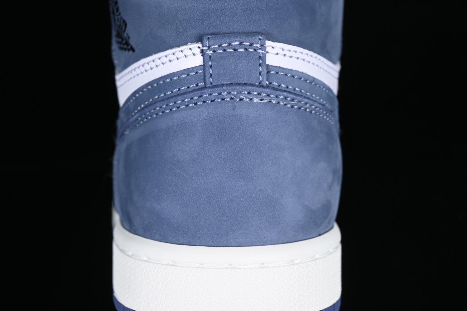 Jordan 1 Retro High Blue Moon 555088-115
