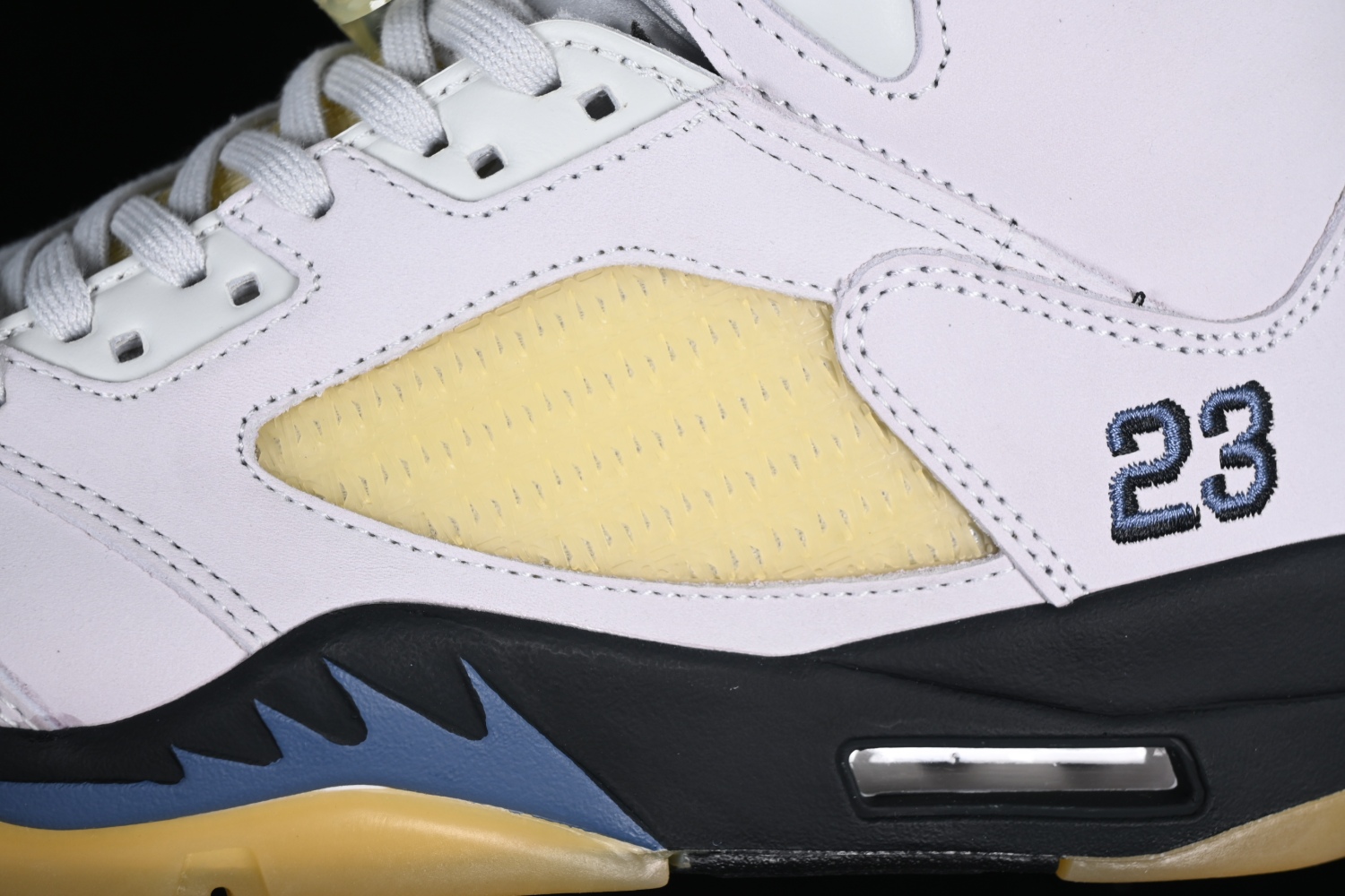 Jordan 5 Retro A Ma Maniére Diffused Blue FZ5758-004