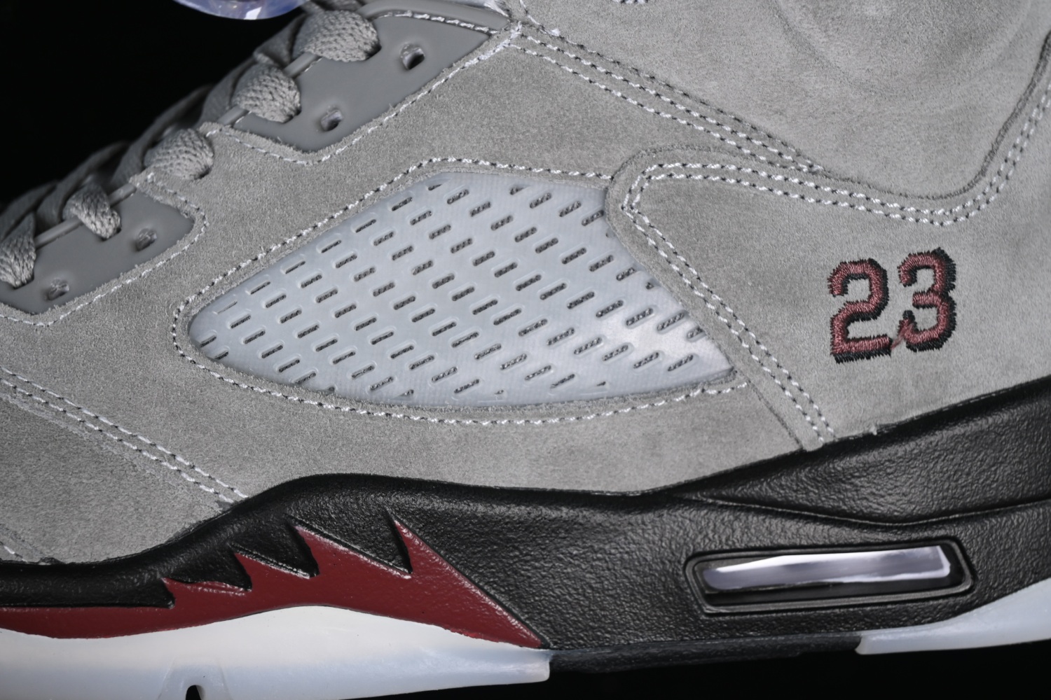 Jordan 5 Retro SP A Ma Maniére Light Bone FD1330-006