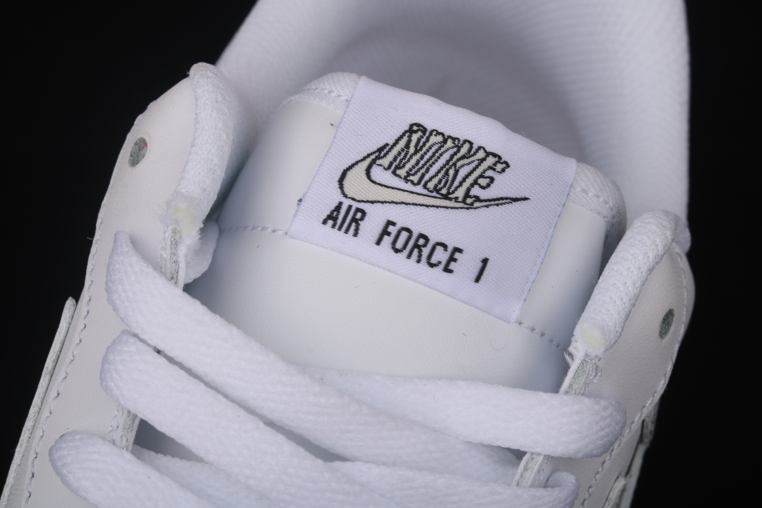 Nike Air Force 1 Low Skeleton Halloween (2018) BQ7541-100